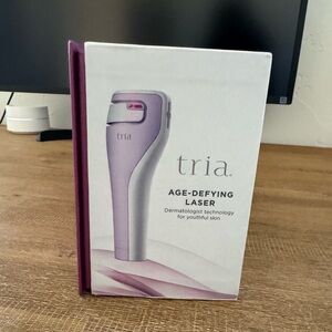 Age-Defying Laser - Lavender